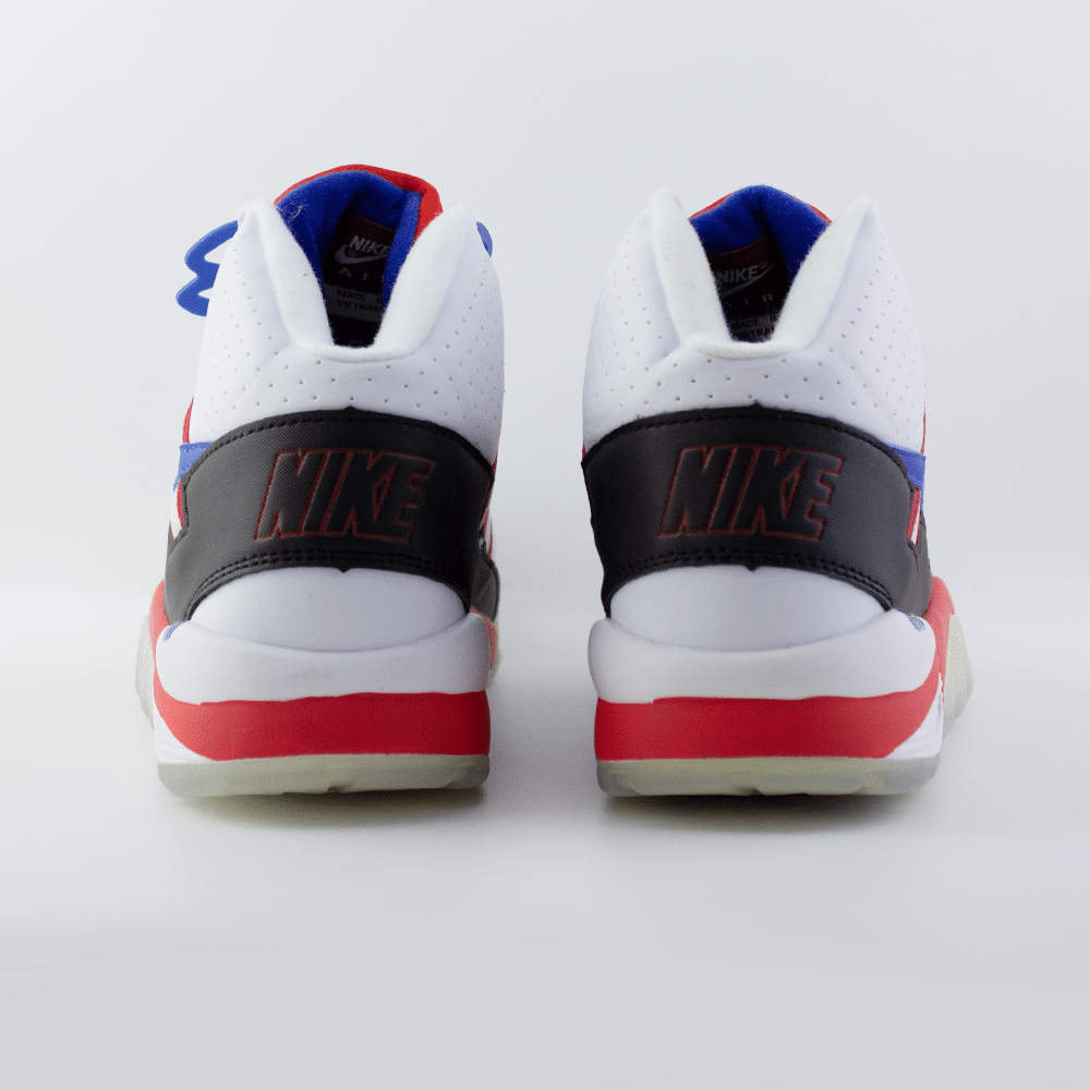 Nike-AD202346-High Top Sneakers-White Red