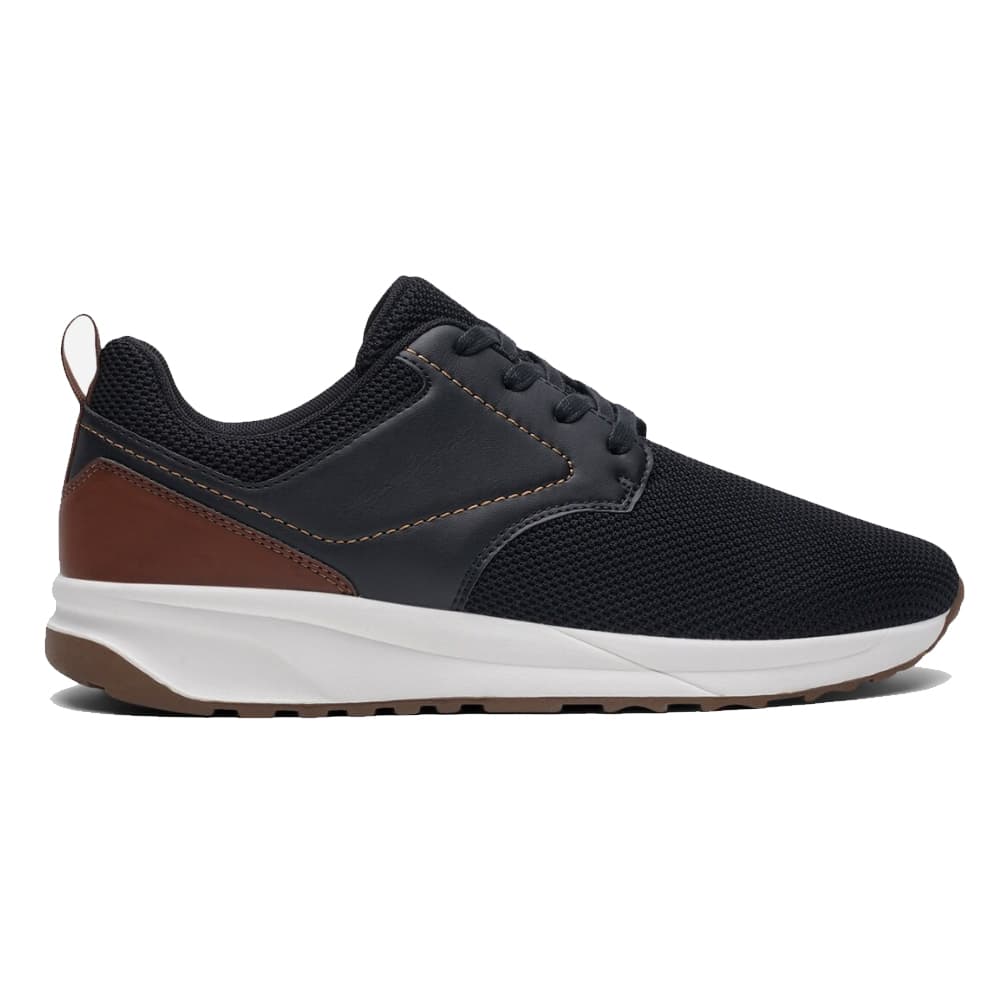 4 Din sko-StepsideFeatures:Slip-on design for easy wearBreathable mesh upper for enhanced airflowCushioned insole for all-day comfort