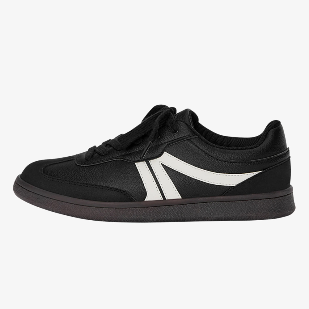 Pull&Bear-PB1348- Retro Trainers-Black